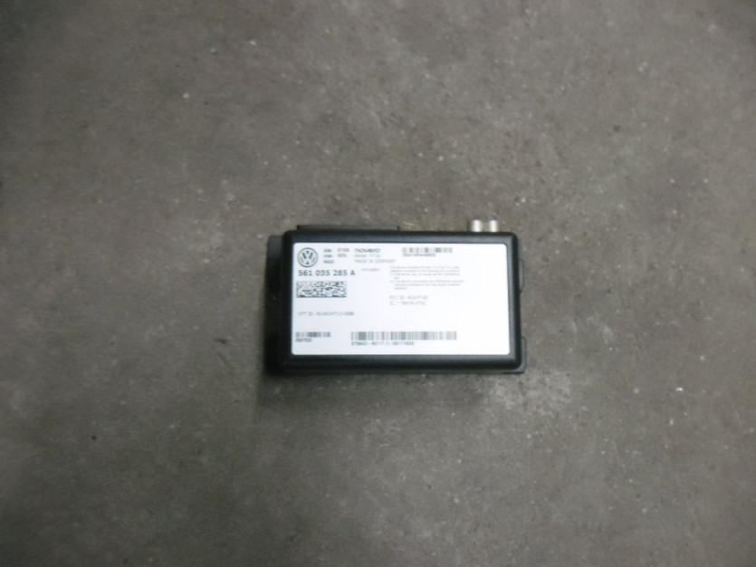 VW BEETLE 5C 2016 MODUL USLUG ONLINE 561035285A