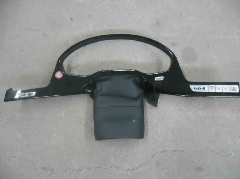 AUDI A8 4H D4 LIFT LISTWA LICZNIKA 4H1853191