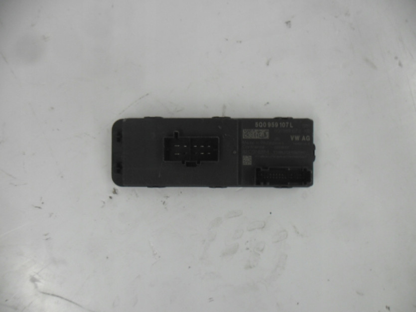 VW TOURAN 2 II 5T LIFT MODUL STEROWNIK KLAPY