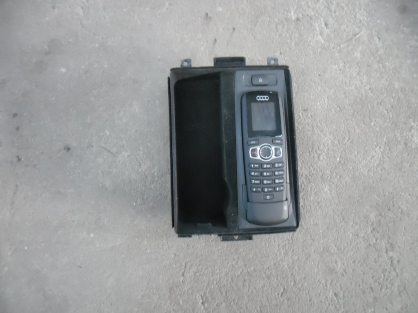 AUDI A8 4H D4 LIFT 2015 TELEFON PODLOKIETNIKA