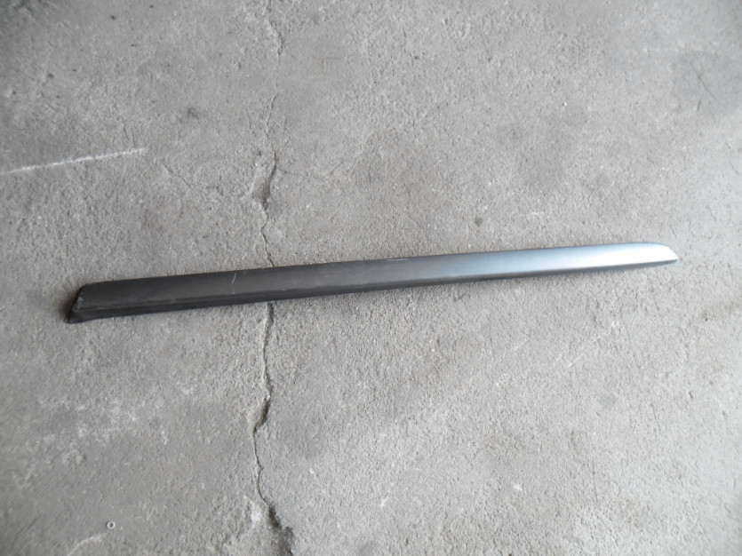 CITROEN C5 III 3 X7 LISTWA SZYBY PRAWA 9659145880