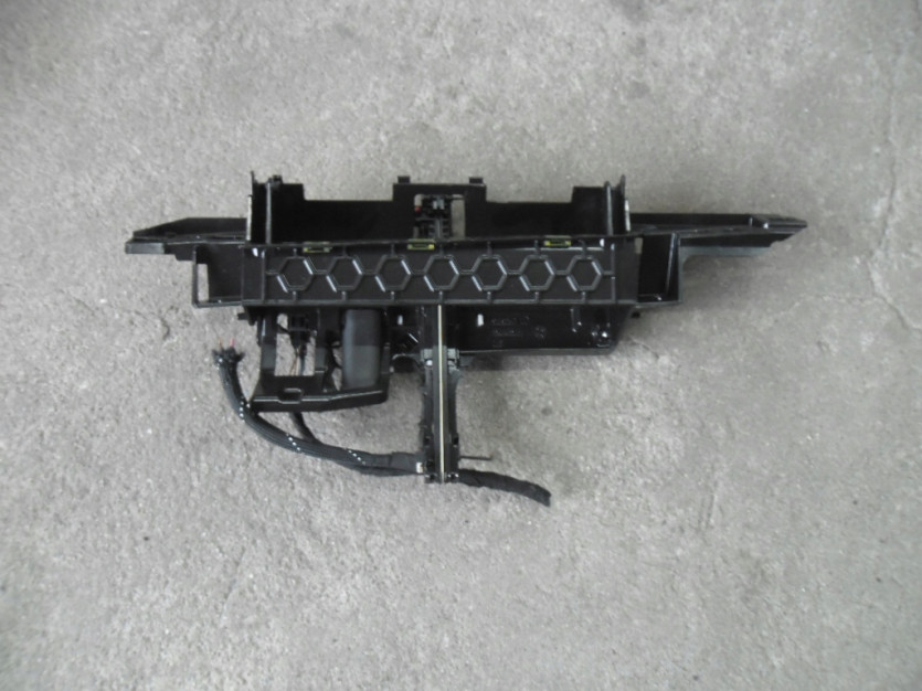 AUDI A6 4G C7 WINDA NAWIGACJI 4G8857346F