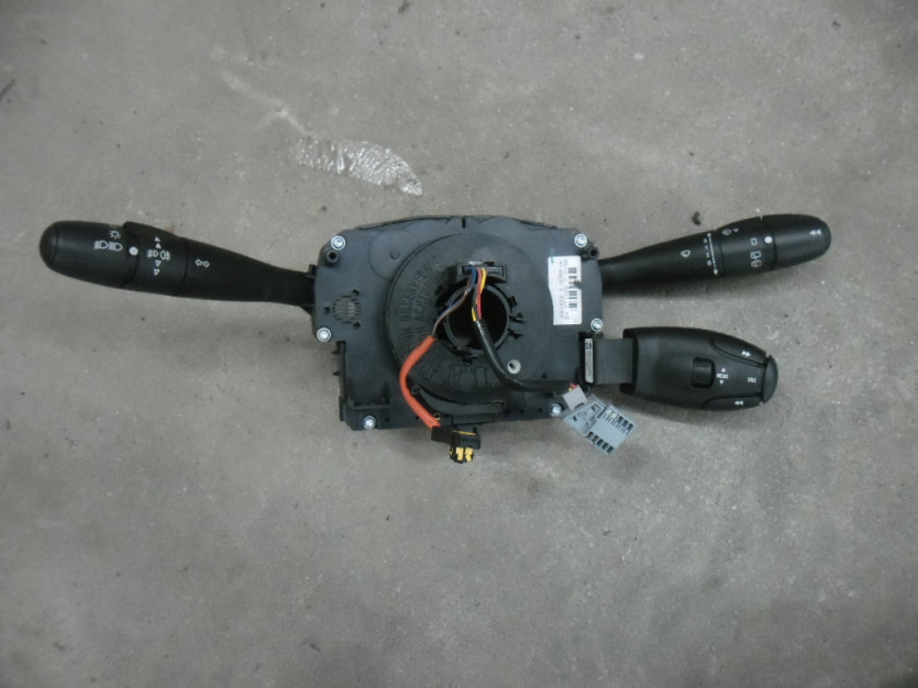 CITROEN C2 VTS LIFT 2006 PRZELACZNIK ESP COM2005