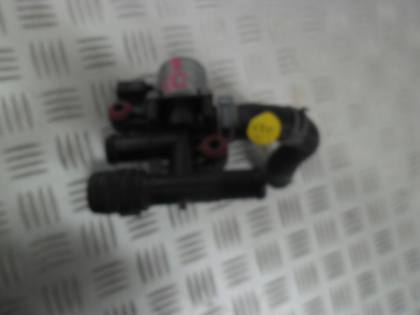 AUDI A4 8W B9 2.0 TFSI ZAWOR WODY 8E0820036