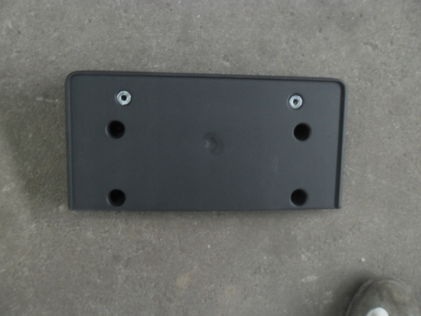 AUDI Q7 4M 2 II PODKLADKA POD TABLICE 4M0807287D