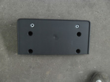 AUDI Q7 4M 2 II PODKLADKA POD TABLICE 4M0807287D