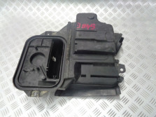 AUDI S4 A4 8E B7 4.2 V8 SKRZYNKA PODSZYBIA