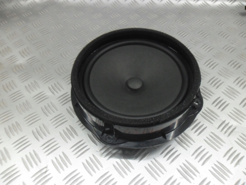 AUDI A3 8V CABRIO GLOSNIK DRZWI 8V0035415D