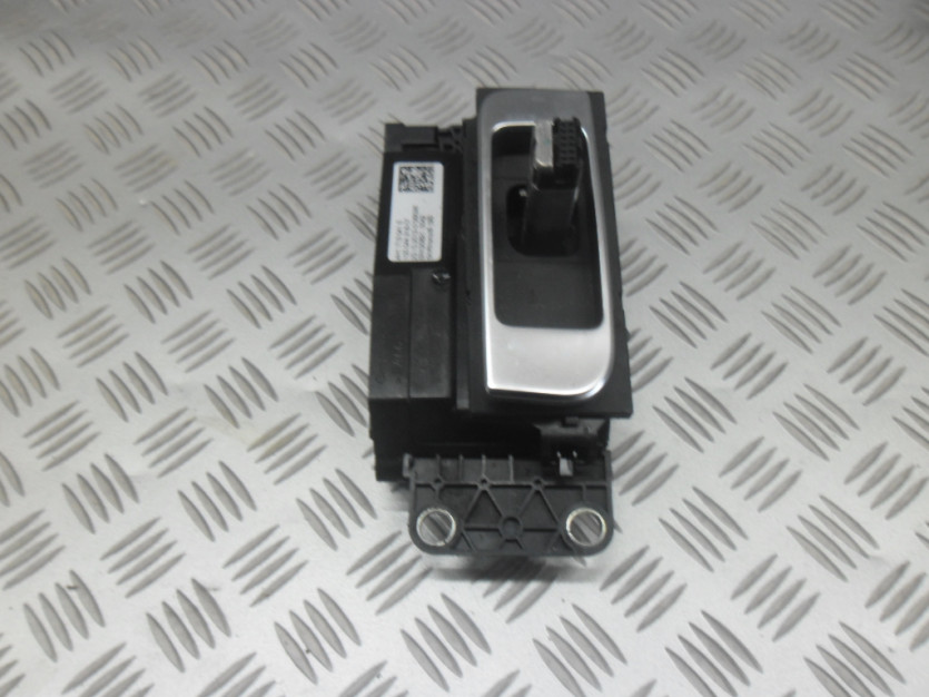 AUDI A8 S8 4H D4 MECHANIZM ZMIANY BIEGOW WYBIERAK
