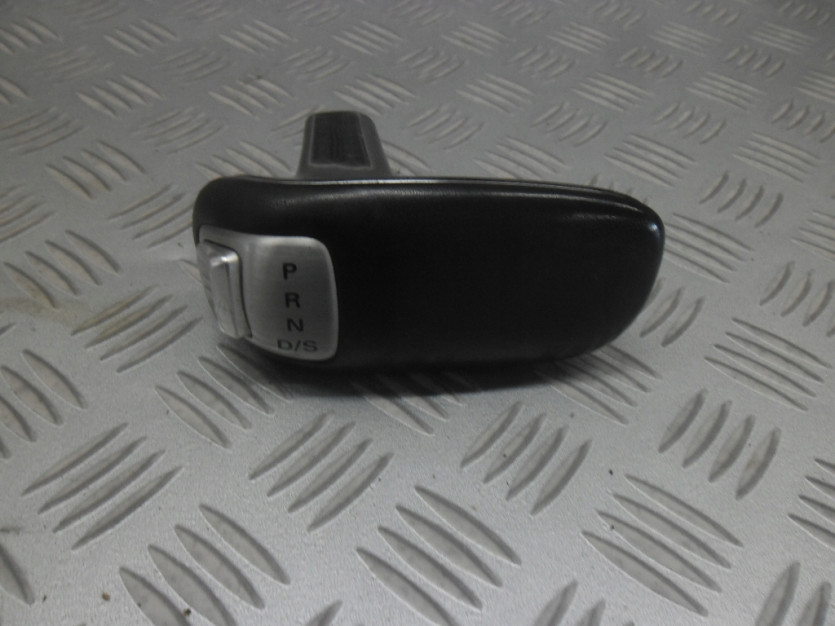 AUDI A8 S8 4H D4 GALKA ZMIANY BIEGOW CZARNA SKORA