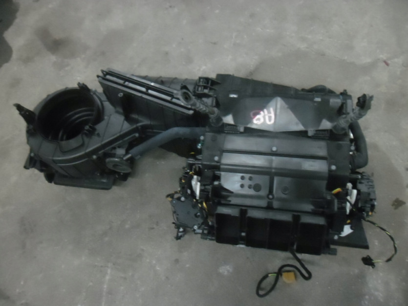 AUDI A8 S8 4H D4 NAGRZEWNICA 4H1820005H