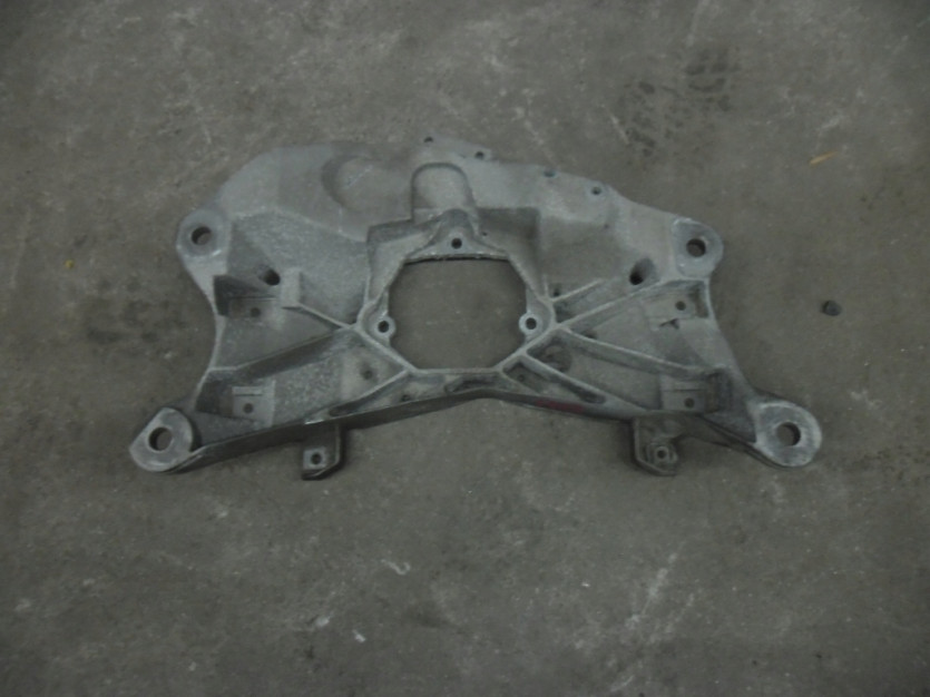 AUDI A8 S8 4H D4 LAPA WSPORNIK SKRZYNI 4.0 TFSI
