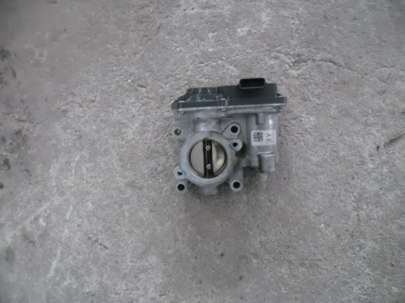 RENAULT CLIO 4 IV 0.9 TCE PRZEPUSTNICA 161204451R