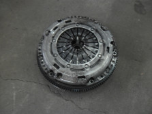 AUDI A3 8V CABRIO SPRZEGLO 1.0 TFSI 04C141025E