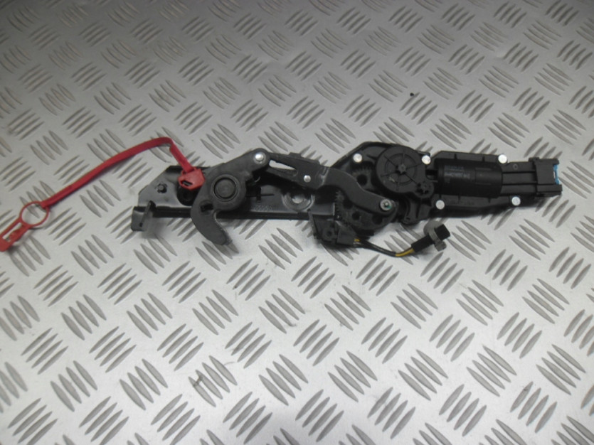 AUDI A3 8V CABRIO ZAMEK DACHU SKLADANEGO 8V7825825