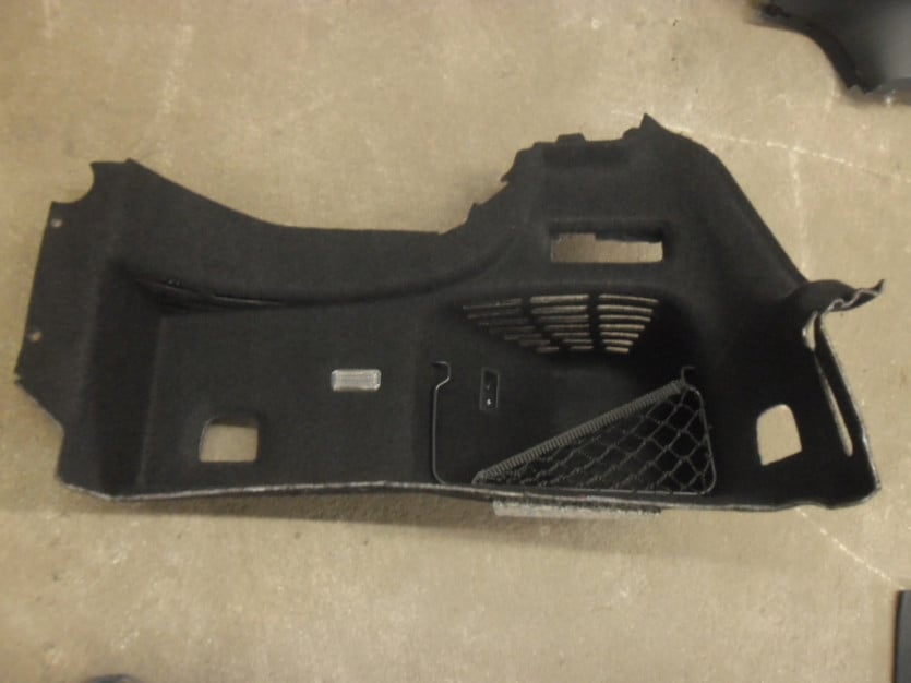 AUDI A3 8V CABRIO BOCZEK BAGAZNIKA PRAW 8V7863880K