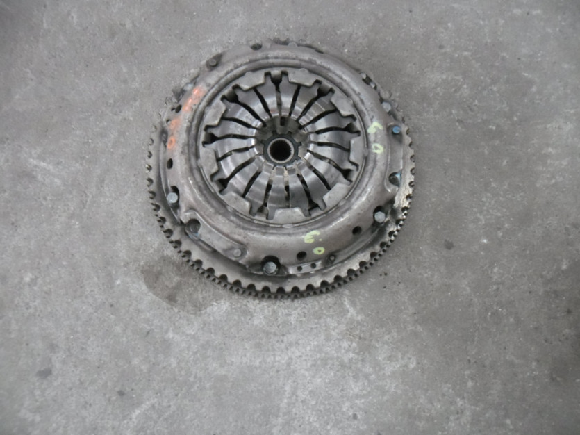 RENAULT CLIO 4 IV 0.9 TCE SPRZEGLO 307100845R
