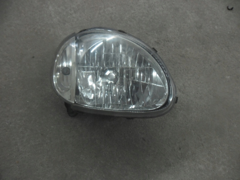 KELISA PERODUA LAMPA PRAWA PRZOD PRZEDNIA