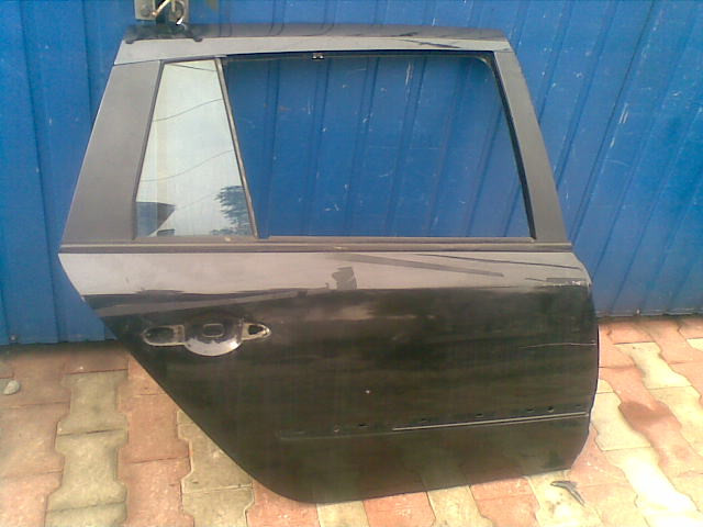 RENAULT LAGUNA 2 II KOMBI DRZWI PRAWE TYL TYLNE