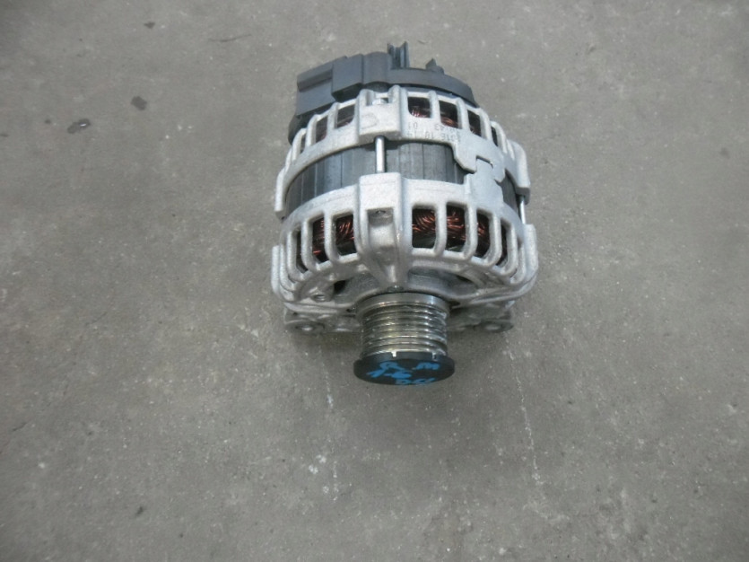 RENAULT MEGANE 1.6 DCI ALTERNATOR 231004BE0B
