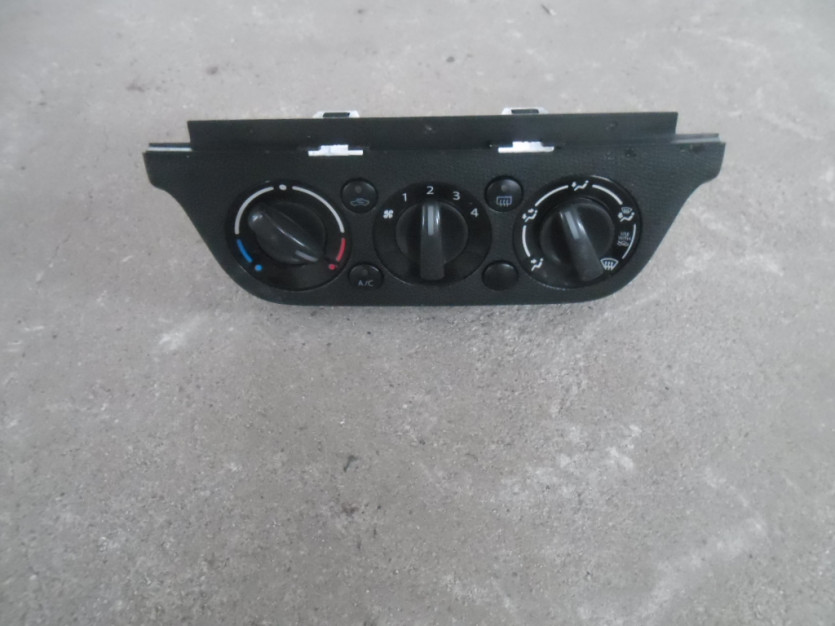 SUZUKI SWIFT III 3 MK6 2008 PANEL KLIMATYZACJI
