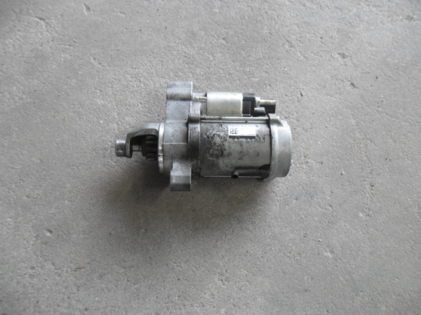 AUDI A4 8K B8 LIFT ROZRUSZNIK 1.8 TFSI 06H911024B