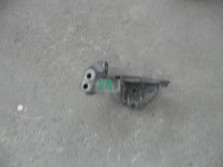 AUDI A8 S8 4H 4.0 TFSI WSPORNIK PODPORA 4H0399656B