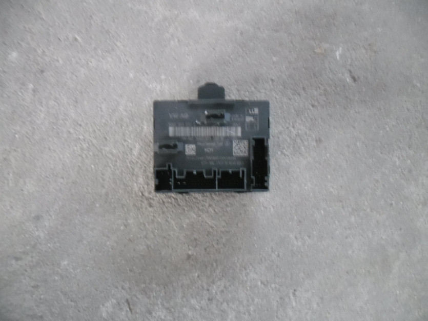 AUDI A3 8V LIFT CABRIO MODUL DRZWI 5Q0959592E