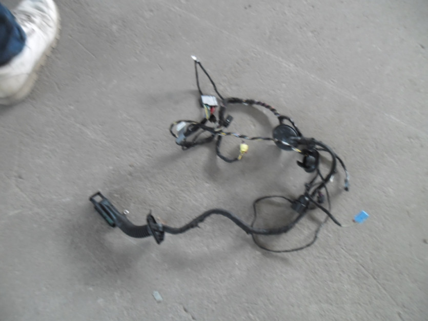 AUDI A3 8V LIFT CABRIO WIAZKA DRZWI 8V7971029F