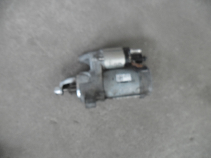 AUDI A8 S8 4H LIFT 4.0 TFSI ROZRUSZNIK 06E911024A
