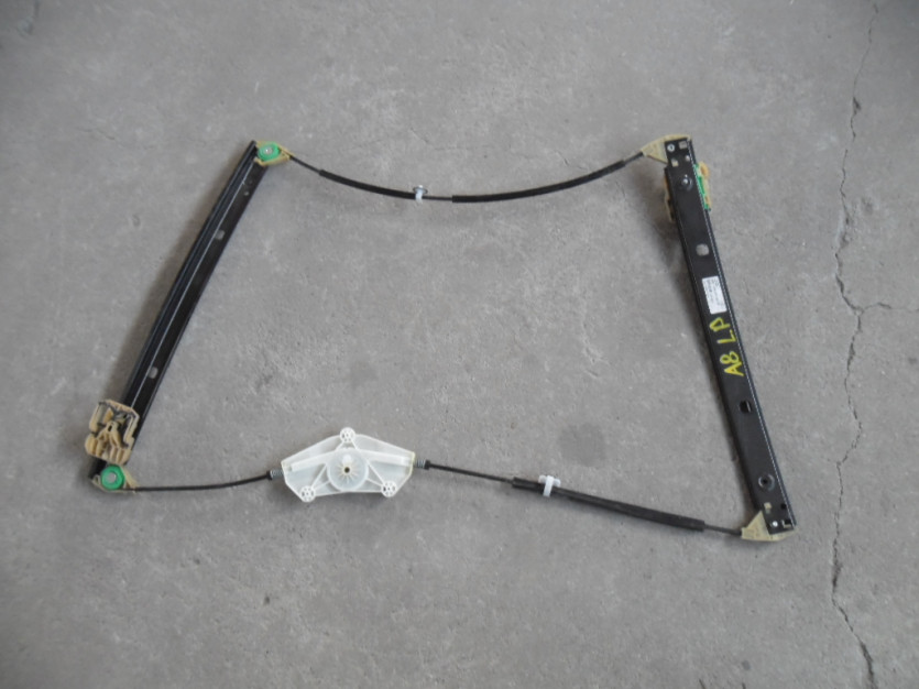 AUDI A8 LONG 4H D4 LIFT PODNOSNIK SZYBY 4H0837461B