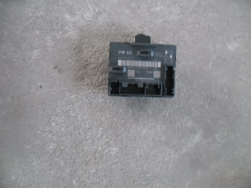 AUDI A8 S8 4H LIFT MODUL DRZWI 4H0959793S