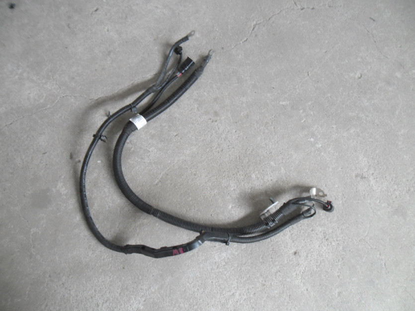 AUDI A4 8W B9 TFSI WIAZKA ROZRUSZNIKA 8W0971228S