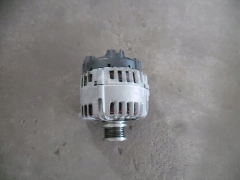 AUDI A3 8V CABRIO ALTERNATOR 03L903023L