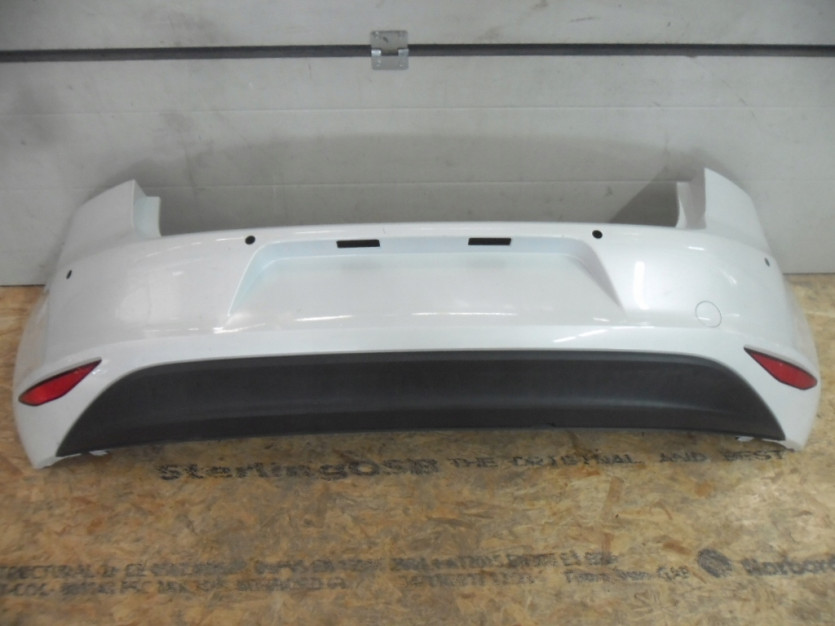 ZDERZAK TYL TYLNY VW GOLF VII 7 2013 4X PDC