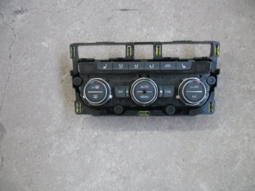 GOLF VII SPORTSVAN PANEL KLIMATYZACJI 5G0907044BL
