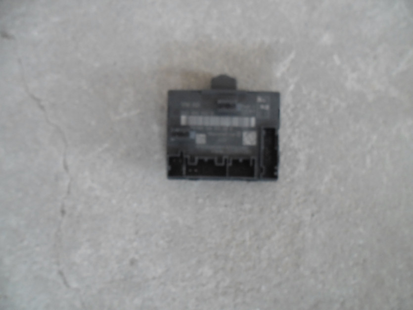 VW GOLF VII SPORTSVAN MODUL DRZWI 5Q0959593B PRZOD