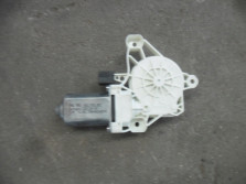 AUDI A6 C8 4K SILNIK SZYBY PRAWY PRZOD 4K0959802