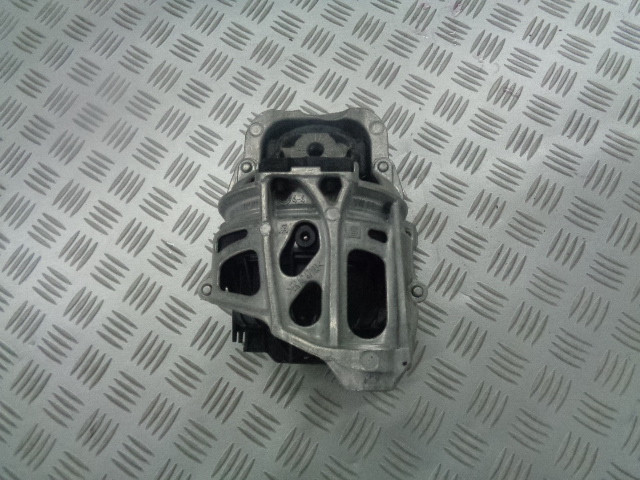 AUDI A6 C8 4K PODUSZKA LAPA SILNIKA 782215147918