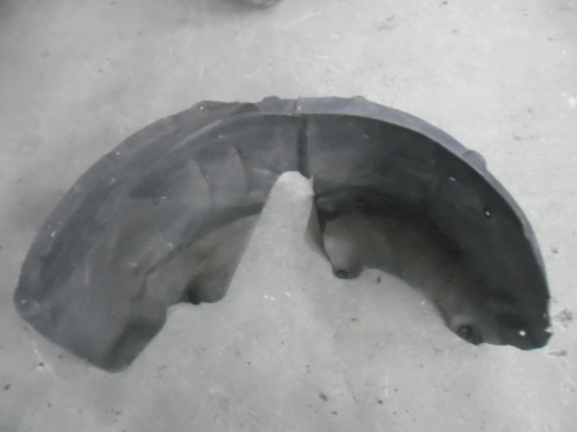AUDI A4 8W B9 NADKOLE PRAWE TYL 8W0810172A