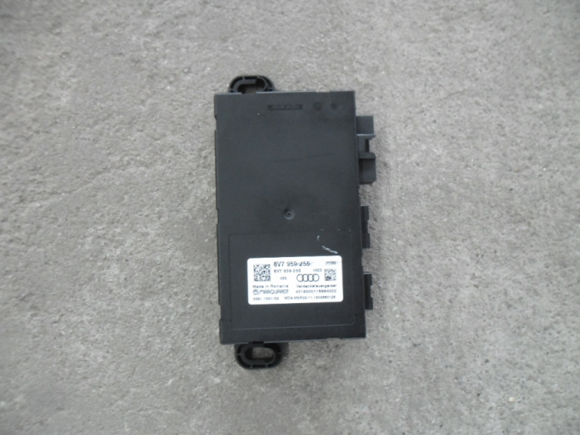 AUDI A3 8V LIFT CABRIO MODUL DACHU 8V7959255