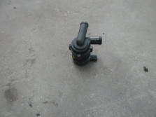 AUDI A8 D4 4H LIFT 4.0 TFSI POMPA WODY
