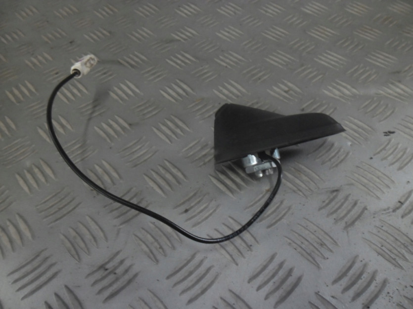 CITROEN C4 II B7 2012 ANTENA DACHOWA RADIA