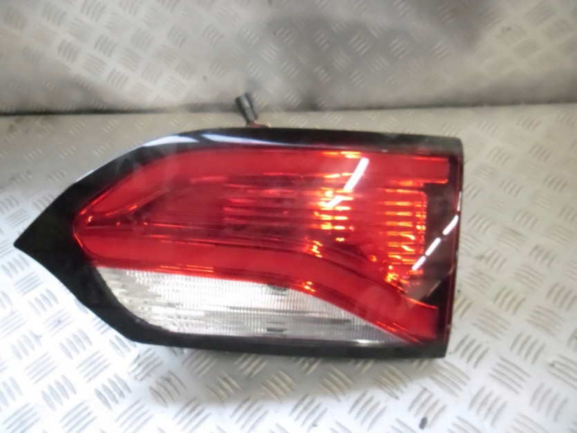 CHRYSLER PACIFICA II 2016-20 LAMPA PRAWA TYL TYLNA