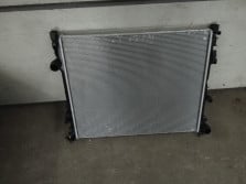MERCEDES 167 GLS GLE CHLODNICA WODY A1675006301