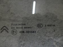 CITROEN C4 II B7 2012 SZYBA LEWA TYL TYLNA