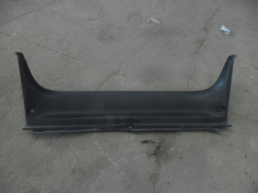 CITROEN C4 II B7 2012 OSLONA PROGU BAGAZNIKA PASA