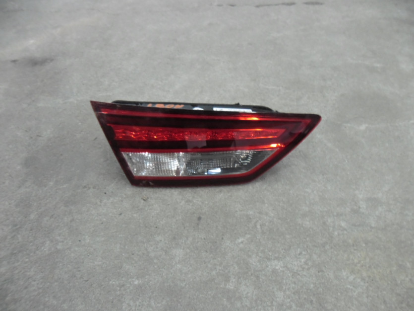 LAMPA TYL TYLNA LEON III 3 KOMBI 5F 5F9945307C