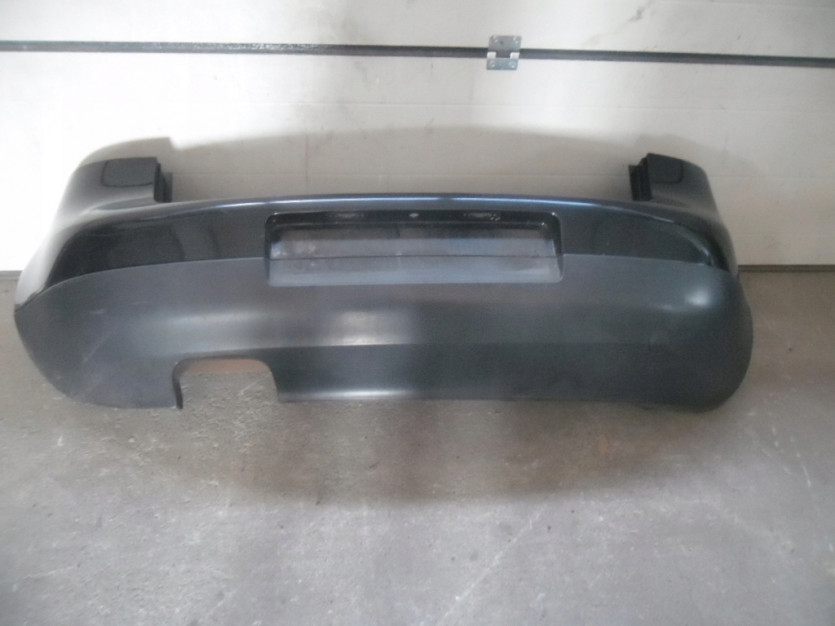 VW GOLF V 5 ZDERZAK TYL TYLNY GT
