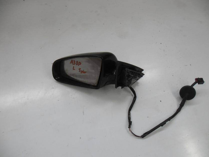 AUDI A3 8P LUSTERKO LEWE 5PIN
